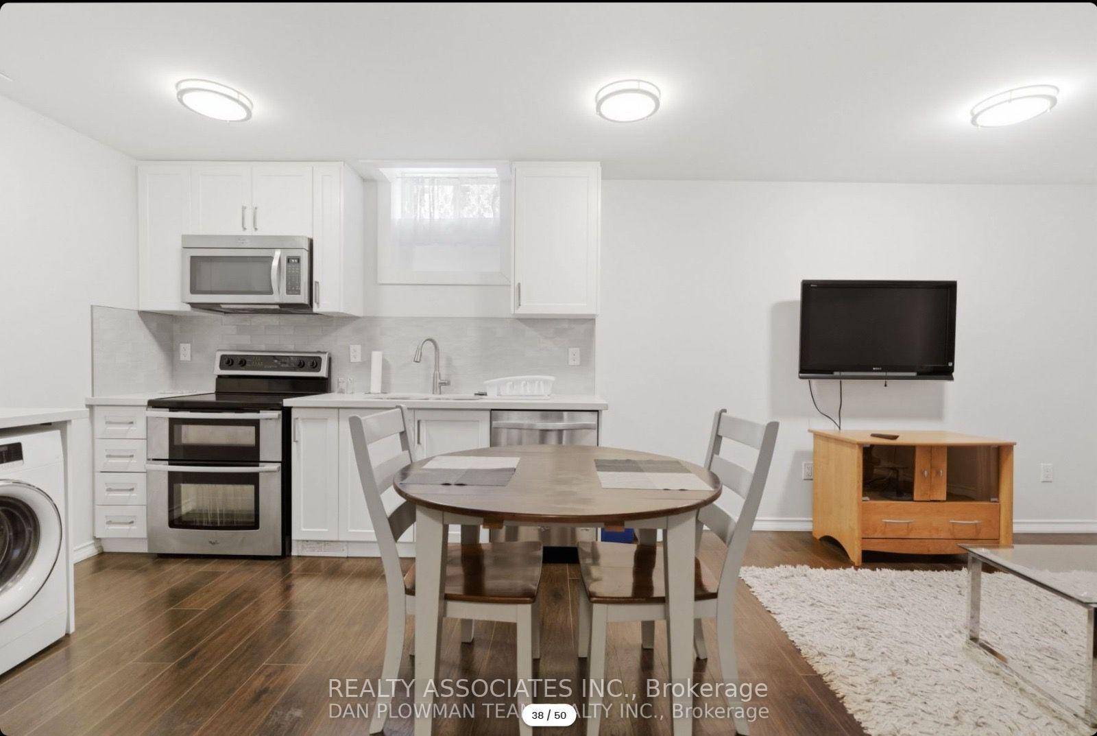 Photo 4 of 28 Sheldon Drive, Ajax, Central — HOMEH