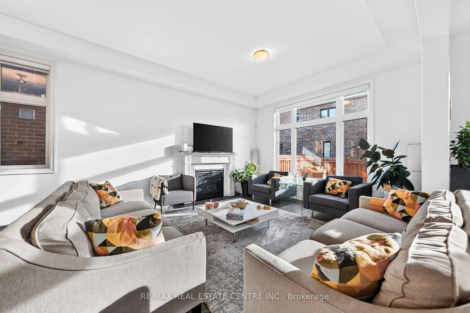 Photo 10 of 1404 Kovachik Boulevard, Milton, Walker — HOMEH