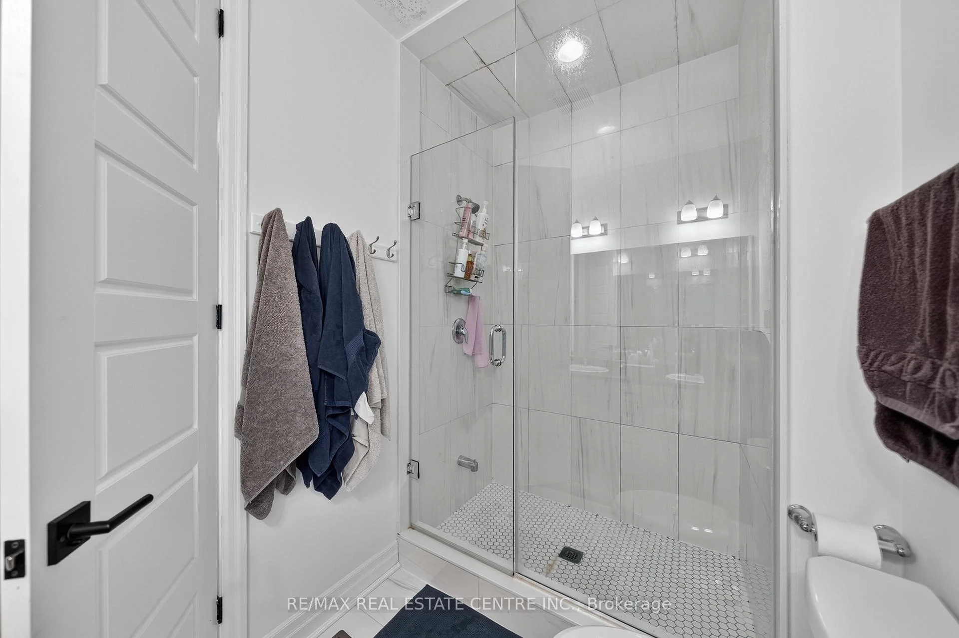 Photo 31 of 1404 Kovachik Boulevard, Milton, Walker — HOMEH