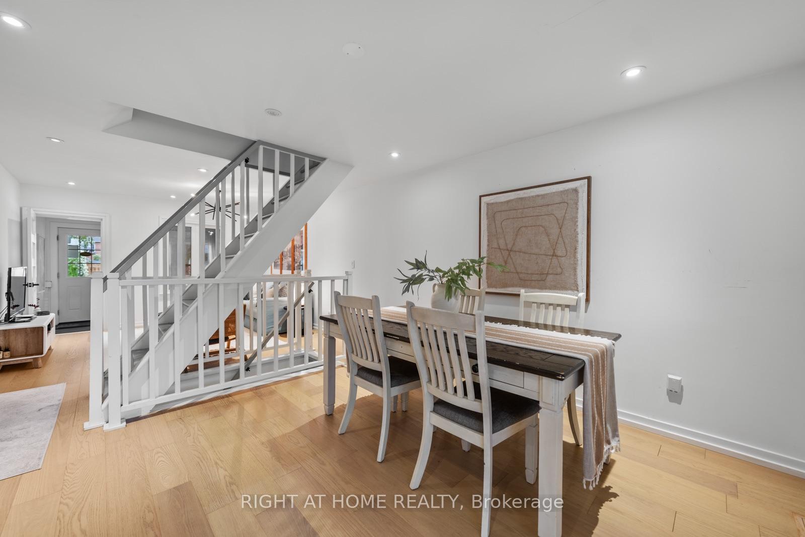 Photo 11 of 5 1/2 Luttrell Avenue, Toronto, East End-Danforth — HOMEH