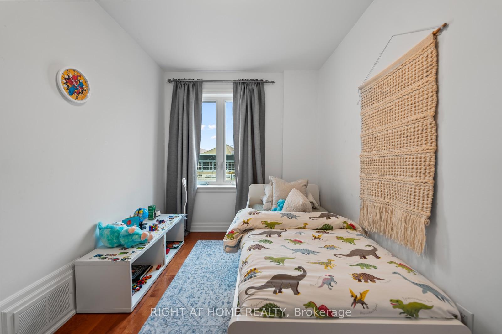 Photo 24 of 5 1/2 Luttrell Avenue, Toronto, East End-Danforth — HOMEH
