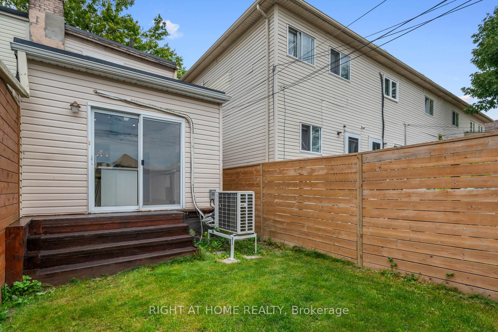 Photo 30 of 5 1/2 Luttrell Avenue, Toronto, East End-Danforth — HOMEH
