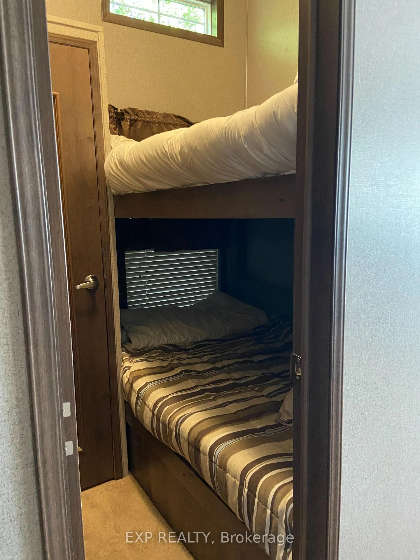 Photo 11 of Unit 232, 76735 Wildwood Line, Bluewater, Bayfield — HOMEH