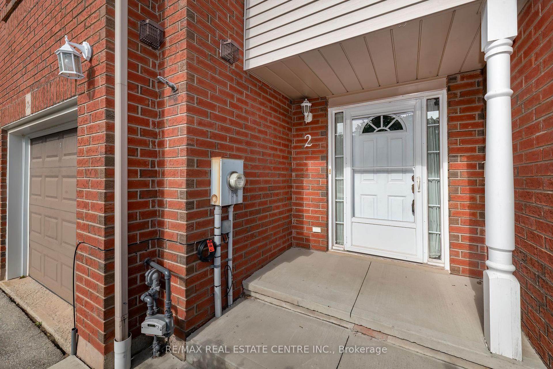 Photo 2 of 2 Walker Court, Grimsby, Grimsby East — HOMEH