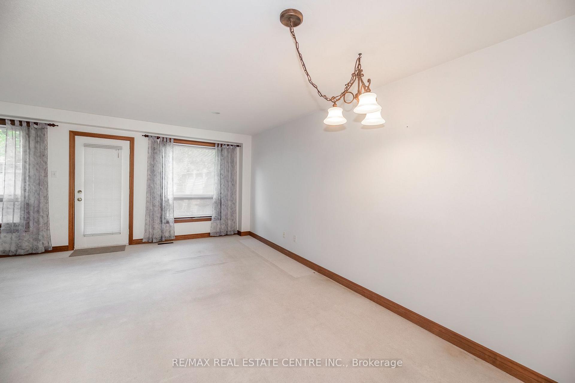 Photo 6 of 2 Walker Court, Grimsby, Grimsby East — HOMEH