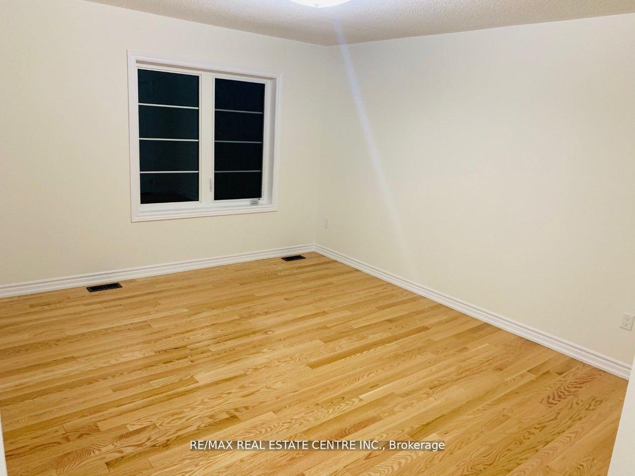 Photo 11 of Unit Upper, 21 Whitefish Street, Whitby, Rural Whitby — HOMEH