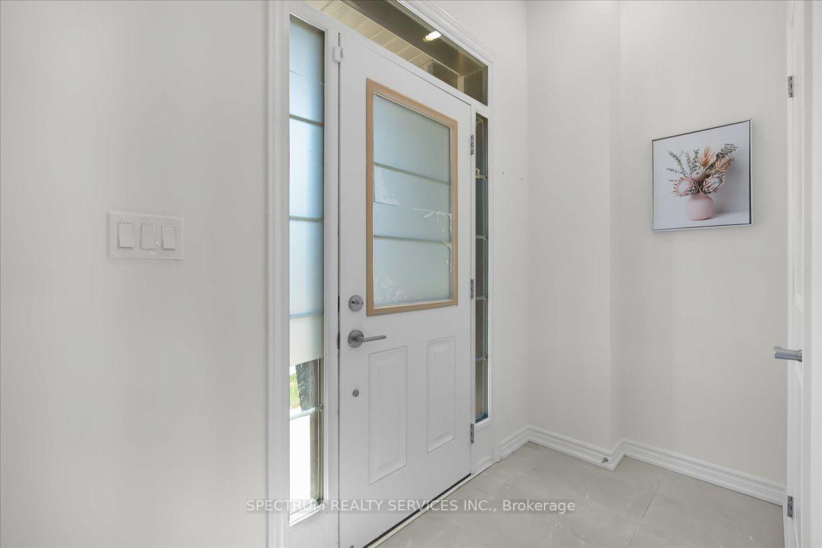 Photo 4 of 1437 Watercres Way, Milton, Walker — HOMEH