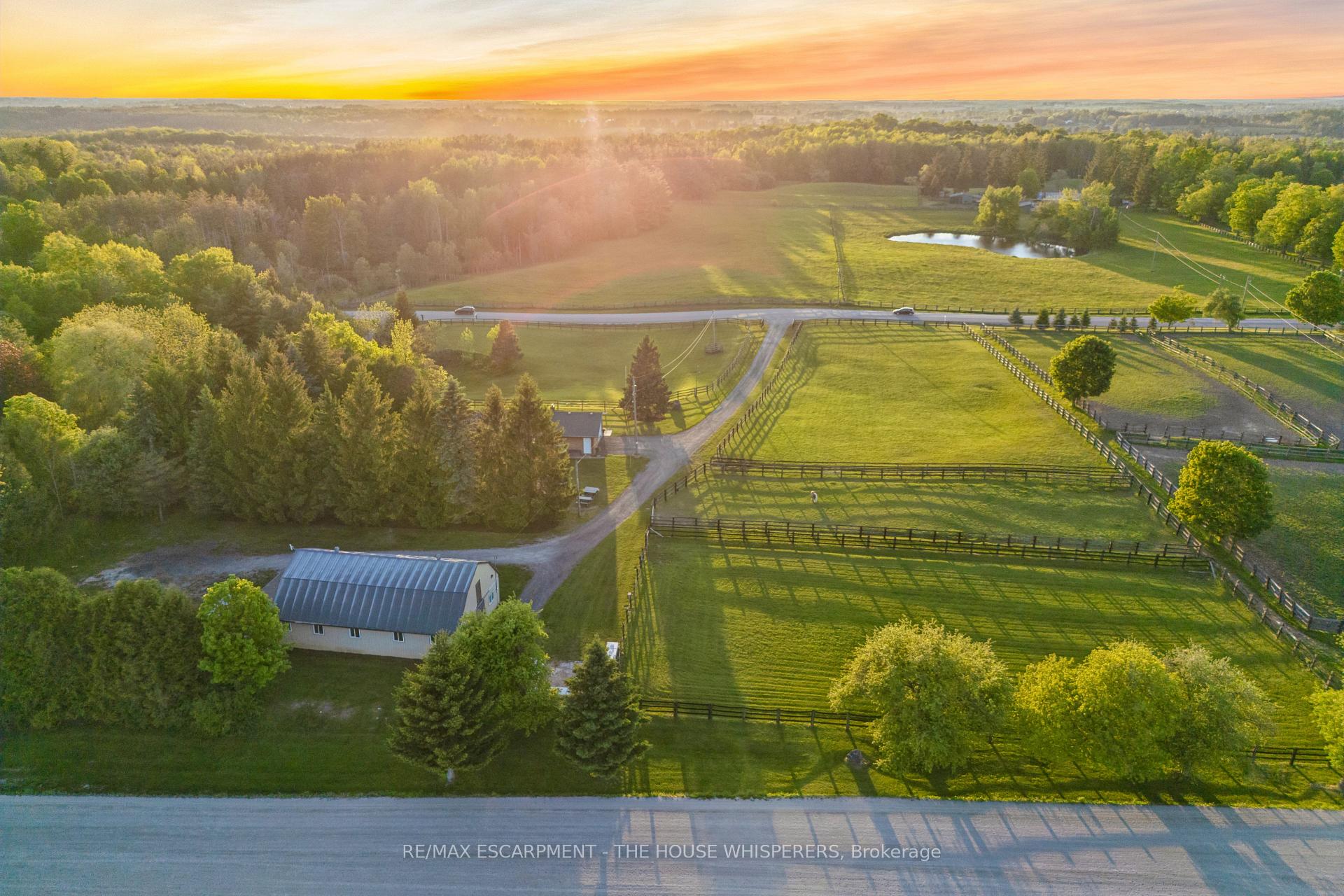 Photo 2 of 1250 Arkell Road, Milton, Rural Milton West — HOMEH