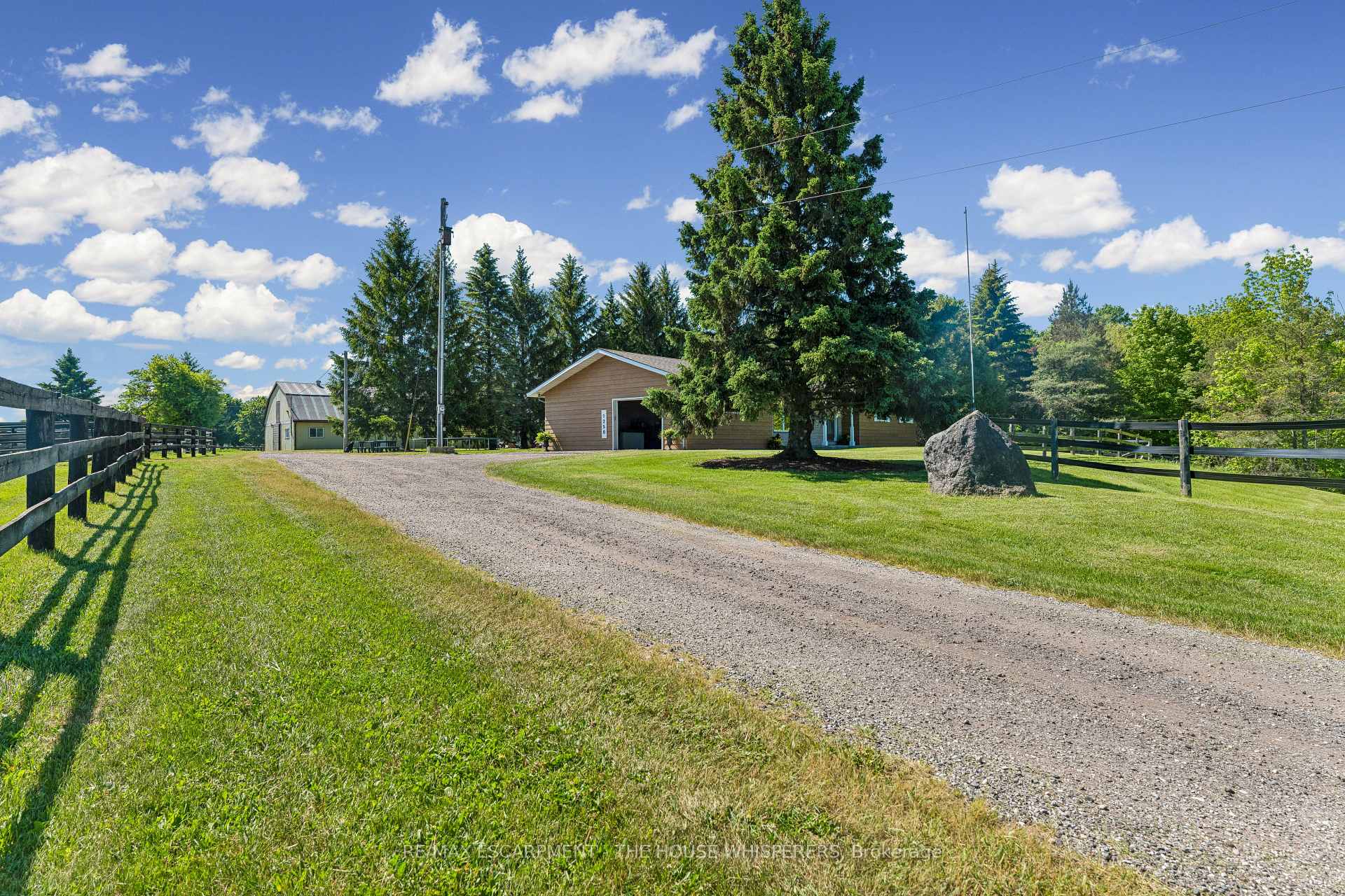 Photo 4 of 1250 Arkell Road, Milton, Rural Milton West — HOMEH