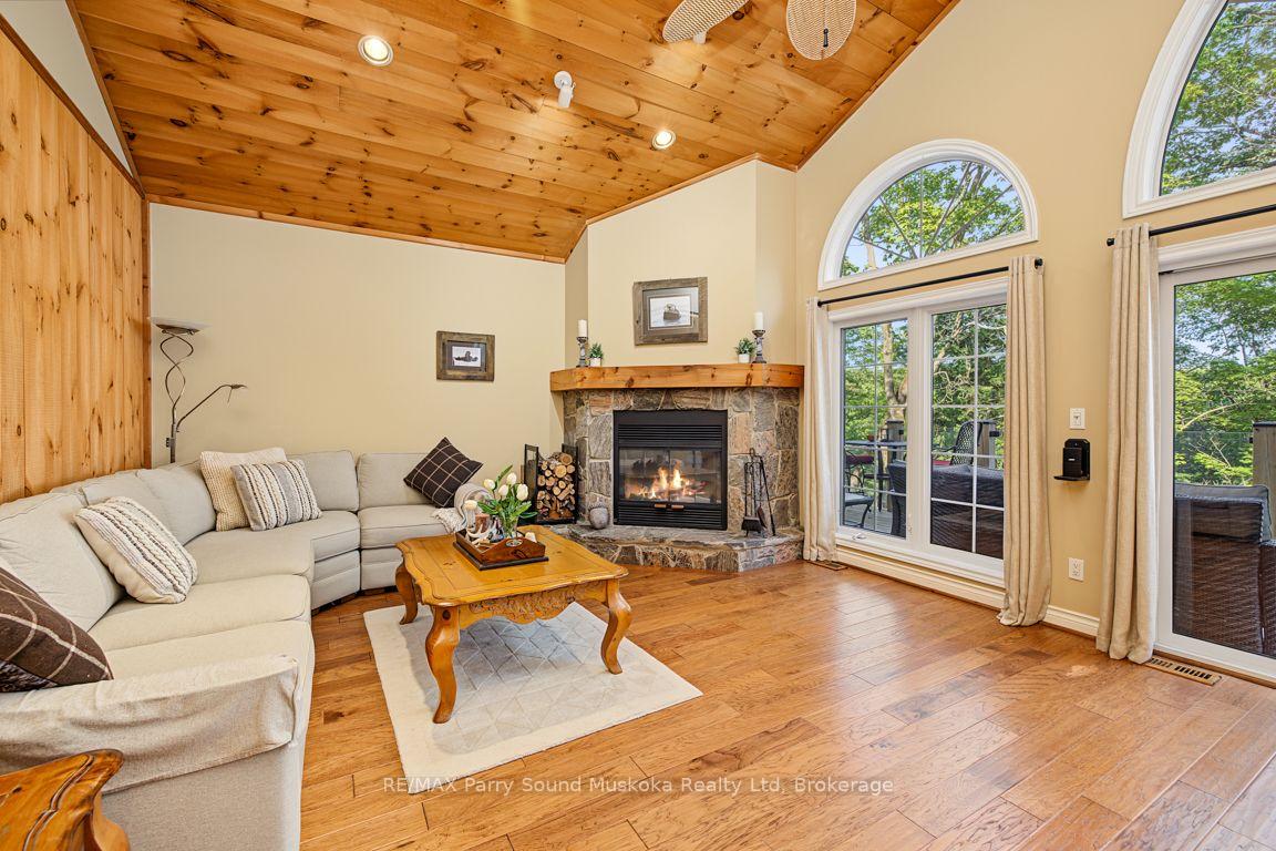 Photo 11 of 326 Blue Lake Road, Seguin — HOMEH