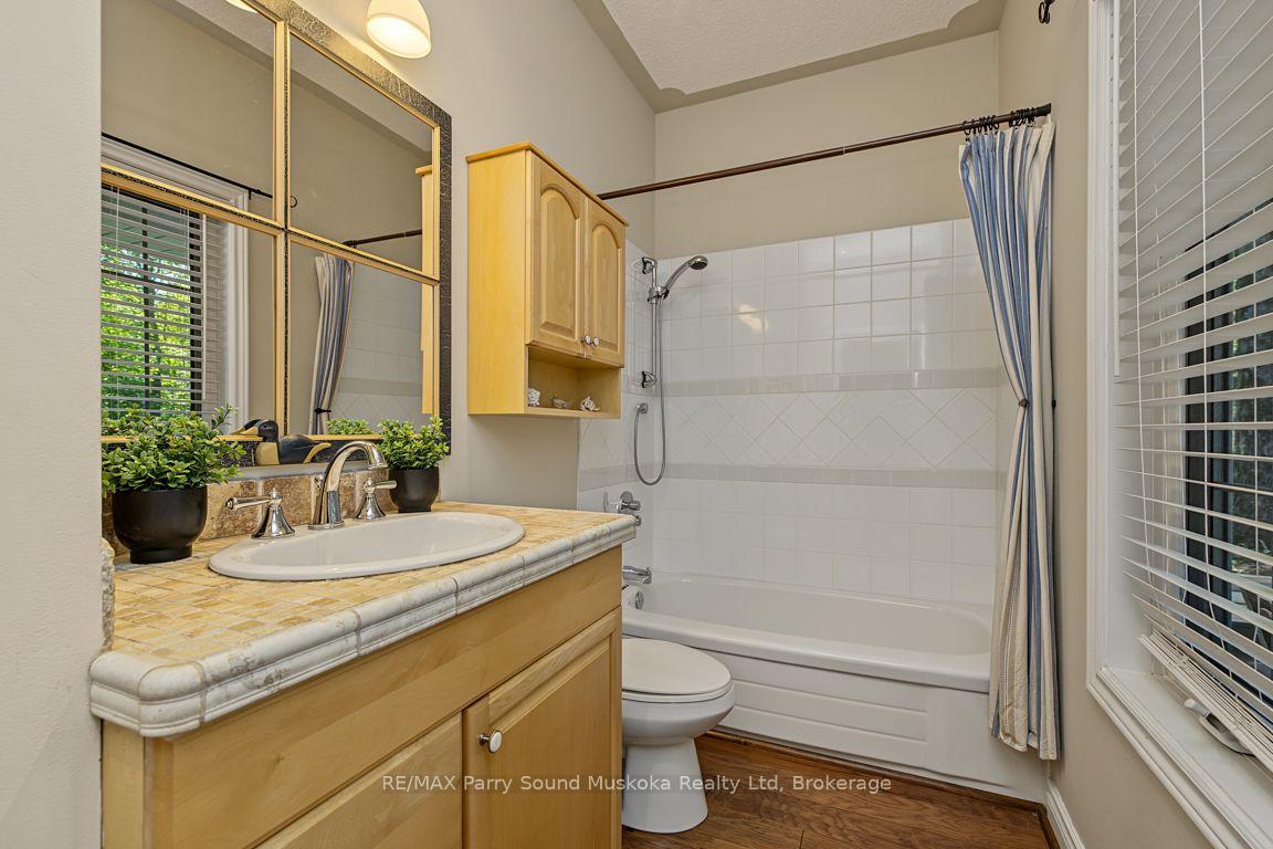 Photo 26 of 326 Blue Lake Road, Seguin — HOMEH