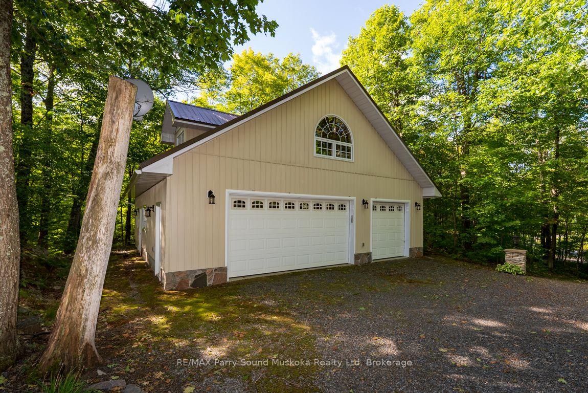 Photo 43 of 326 Blue Lake Road, Seguin — HOMEH
