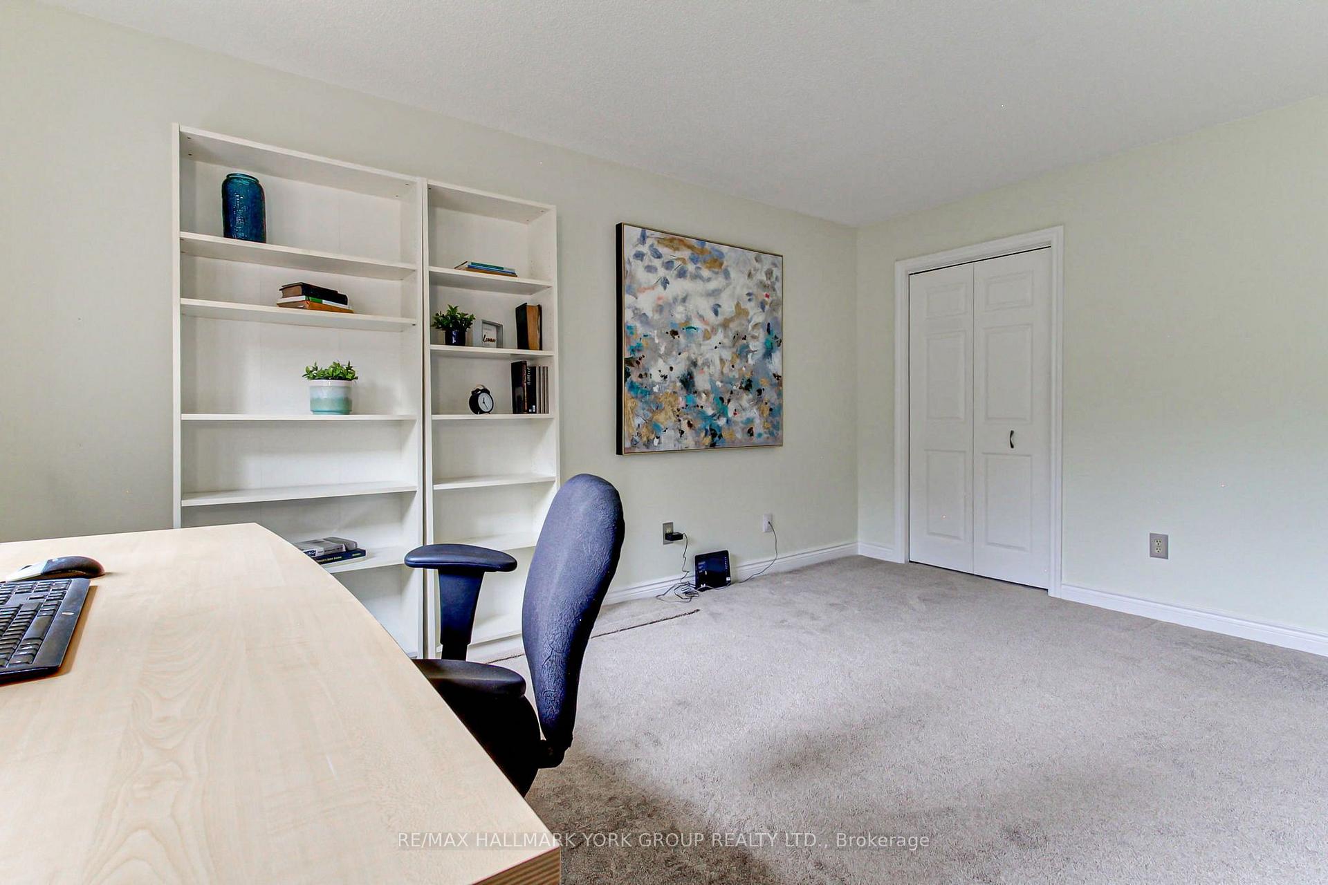 Photo 39 of 64 Golf Links Drive, Aurora, Aurora Highlands — HOMEH