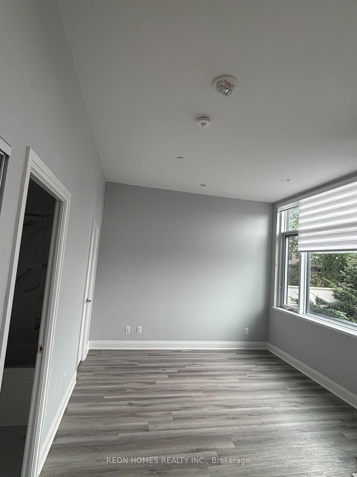 Photo 5 of Unit 106, 3220 Sheppard Avenue E, Scarborough, Tam O'Shanter-Sullivan — HOMEH