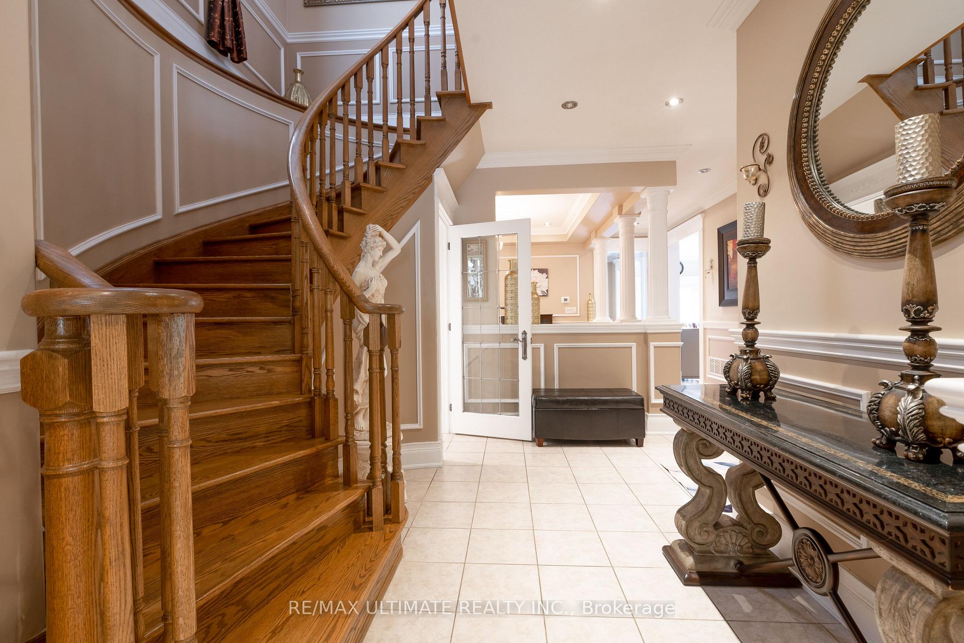 Photo 5 of 15 Ozoner Crescent, Vaughan, Vellore Village — HOMEH