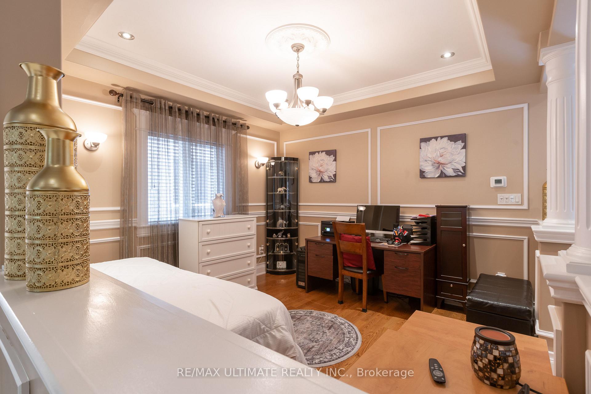Photo 10 of 15 Ozoner Crescent, Vaughan, Vellore Village — HOMEH