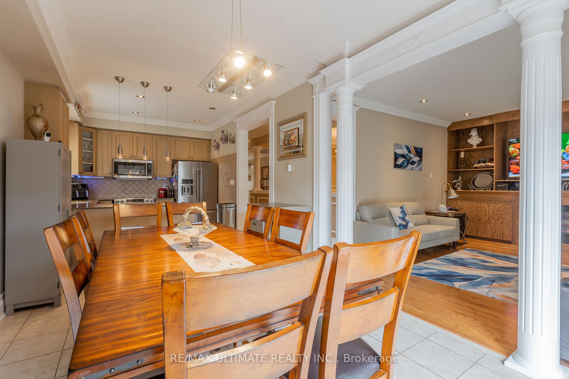Photo 16 of 15 Ozoner Crescent, Vaughan, Vellore Village — HOMEH
