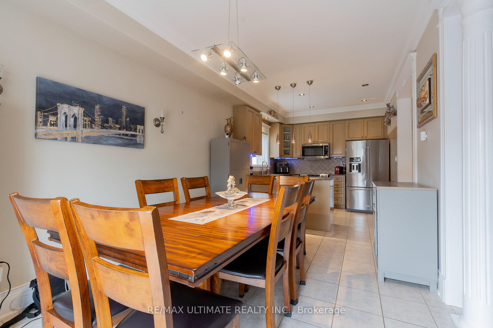 Photo 17 of 15 Ozoner Crescent, Vaughan, Vellore Village — HOMEH