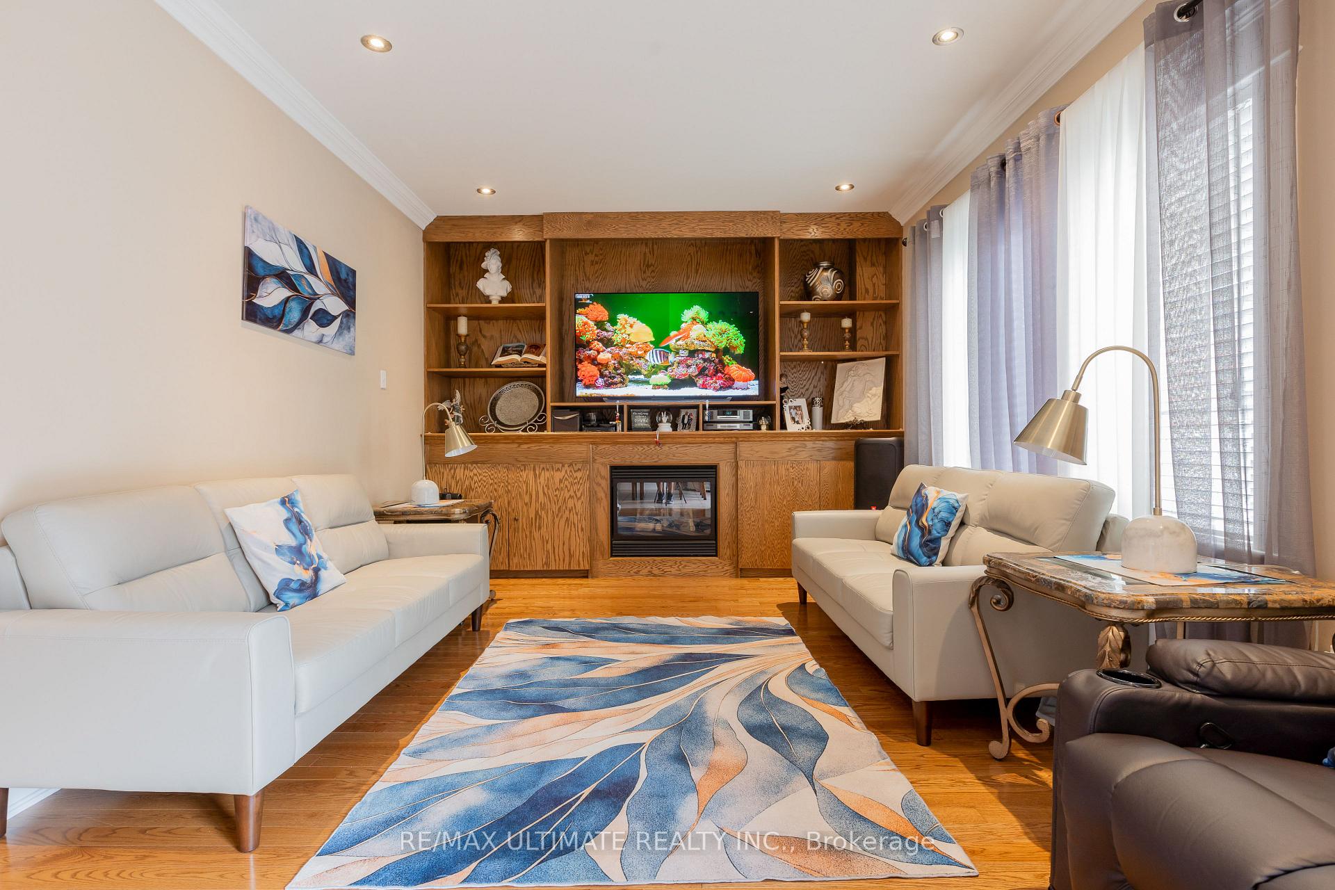 Photo 18 of 15 Ozoner Crescent, Vaughan, Vellore Village — HOMEH
