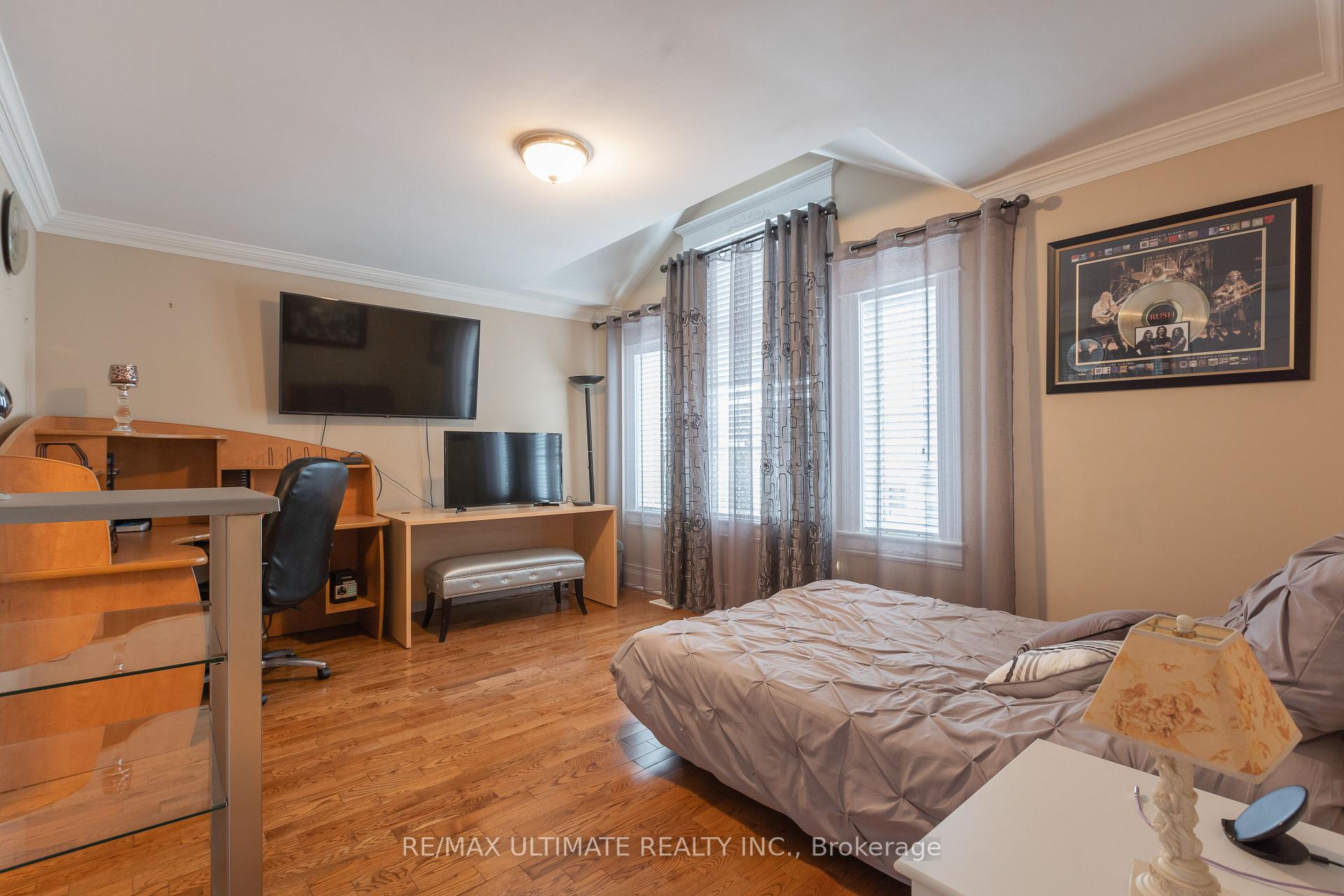 Photo 25 of 15 Ozoner Crescent, Vaughan, Vellore Village — HOMEH