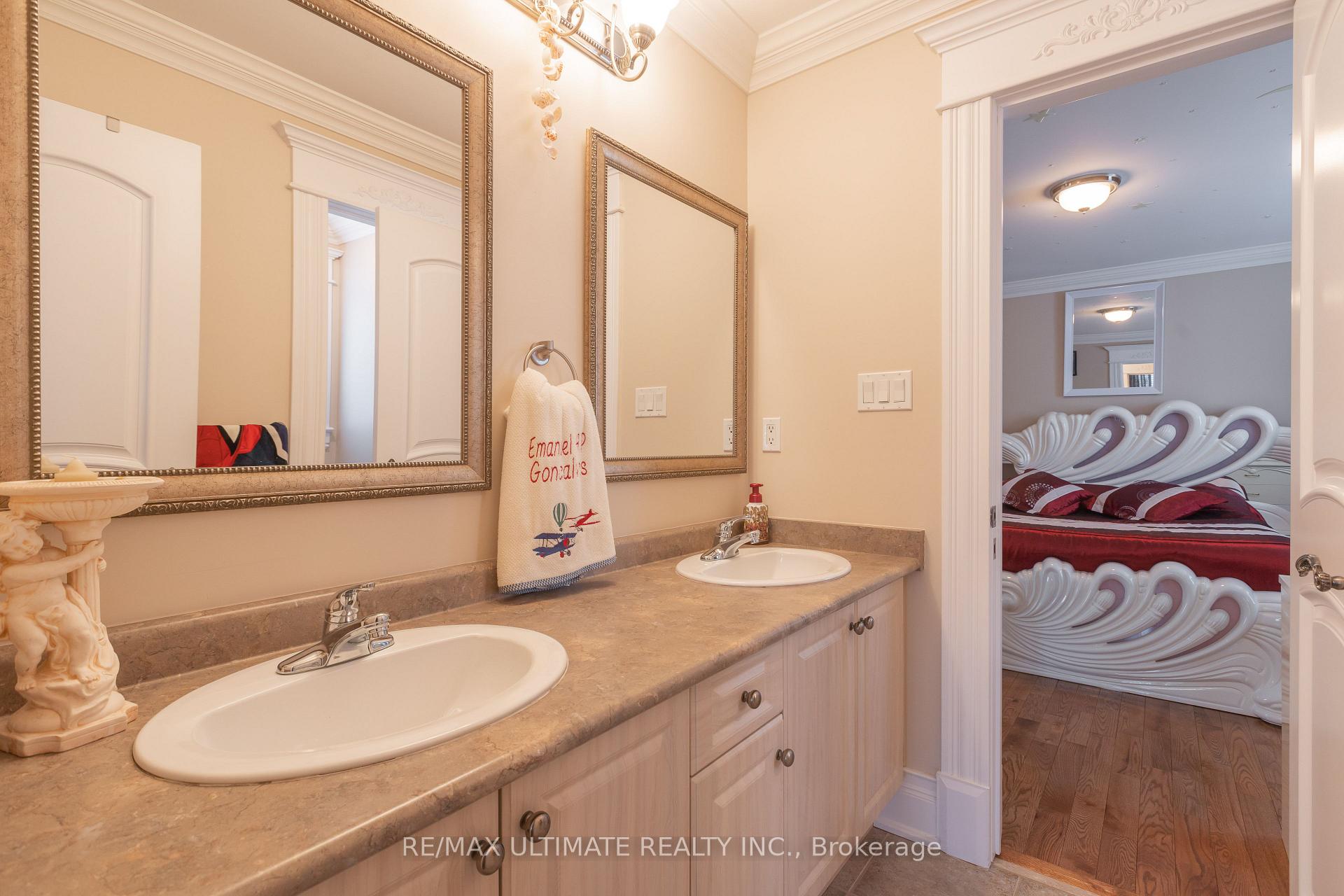 Photo 27 of 15 Ozoner Crescent, Vaughan, Vellore Village — HOMEH
