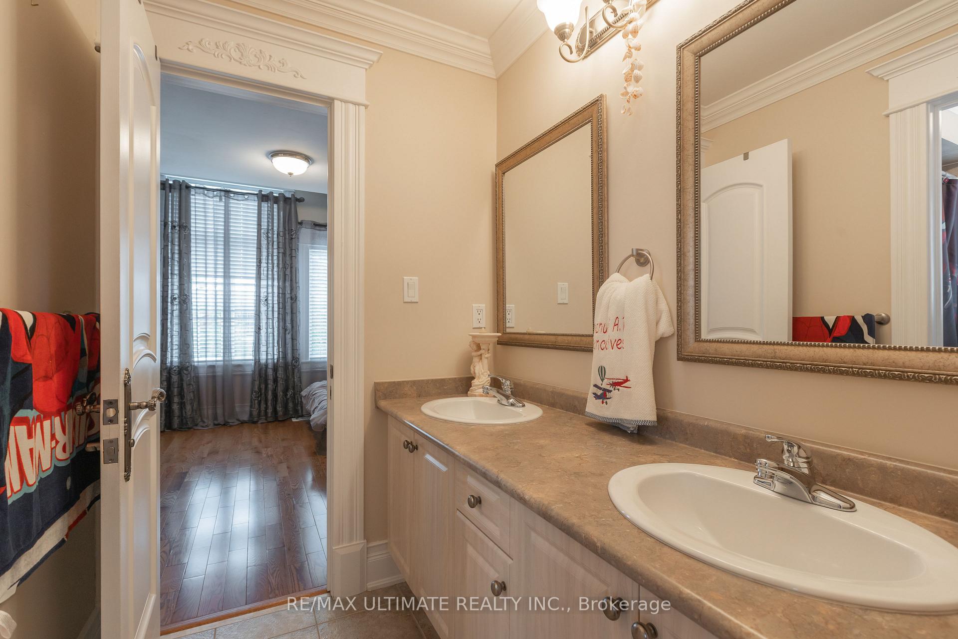 Photo 29 of 15 Ozoner Crescent, Vaughan, Vellore Village — HOMEH