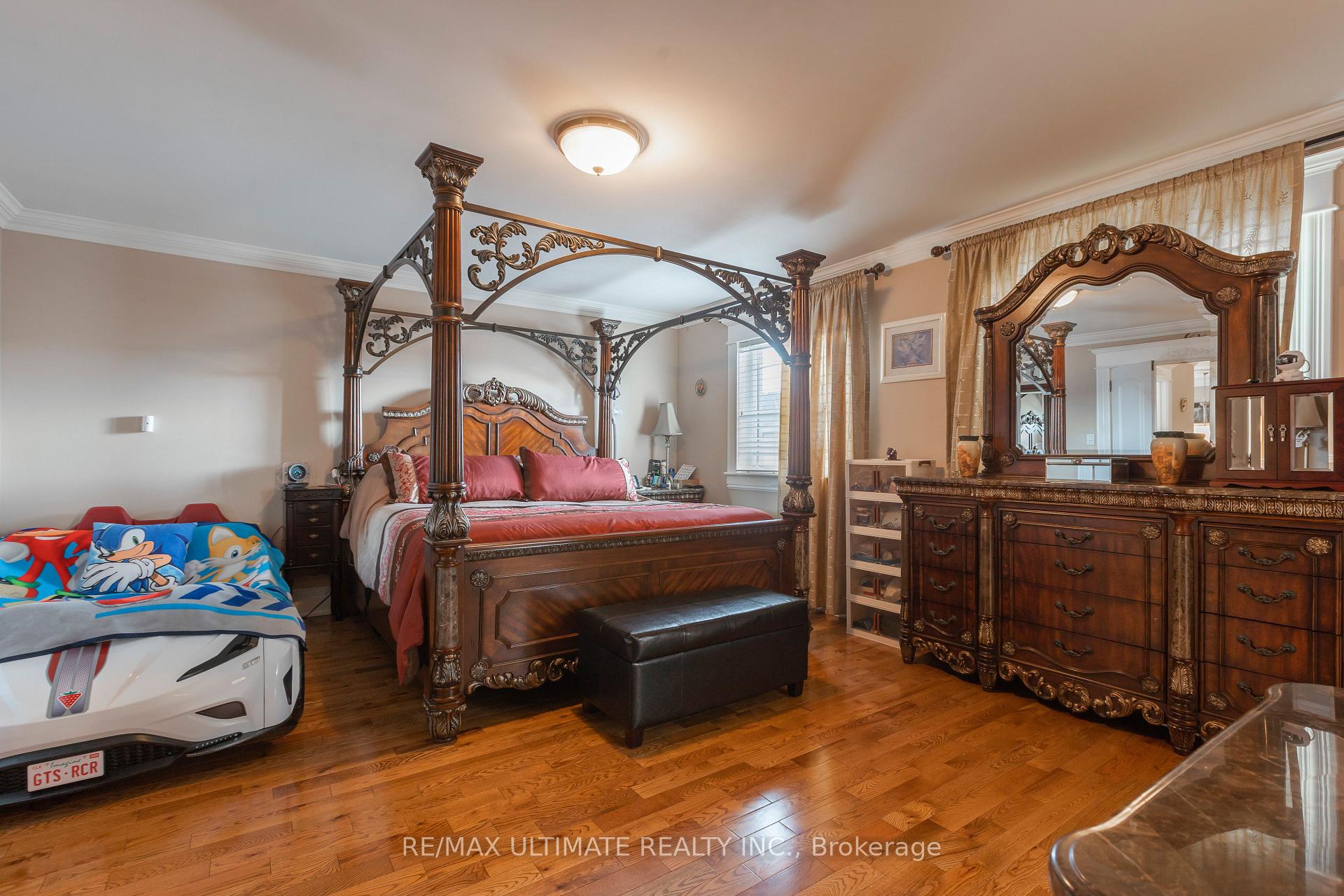 Photo 34 of 15 Ozoner Crescent, Vaughan, Vellore Village — HOMEH