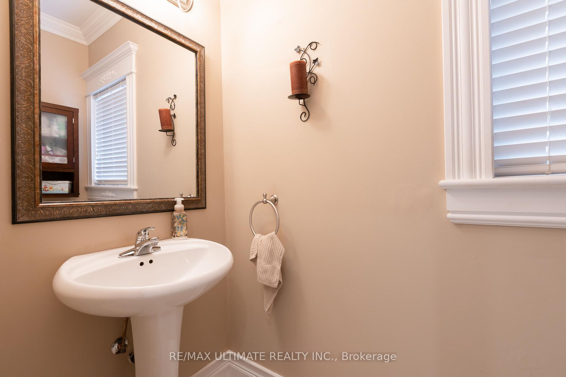 Photo 39 of 15 Ozoner Crescent, Vaughan, Vellore Village — HOMEH