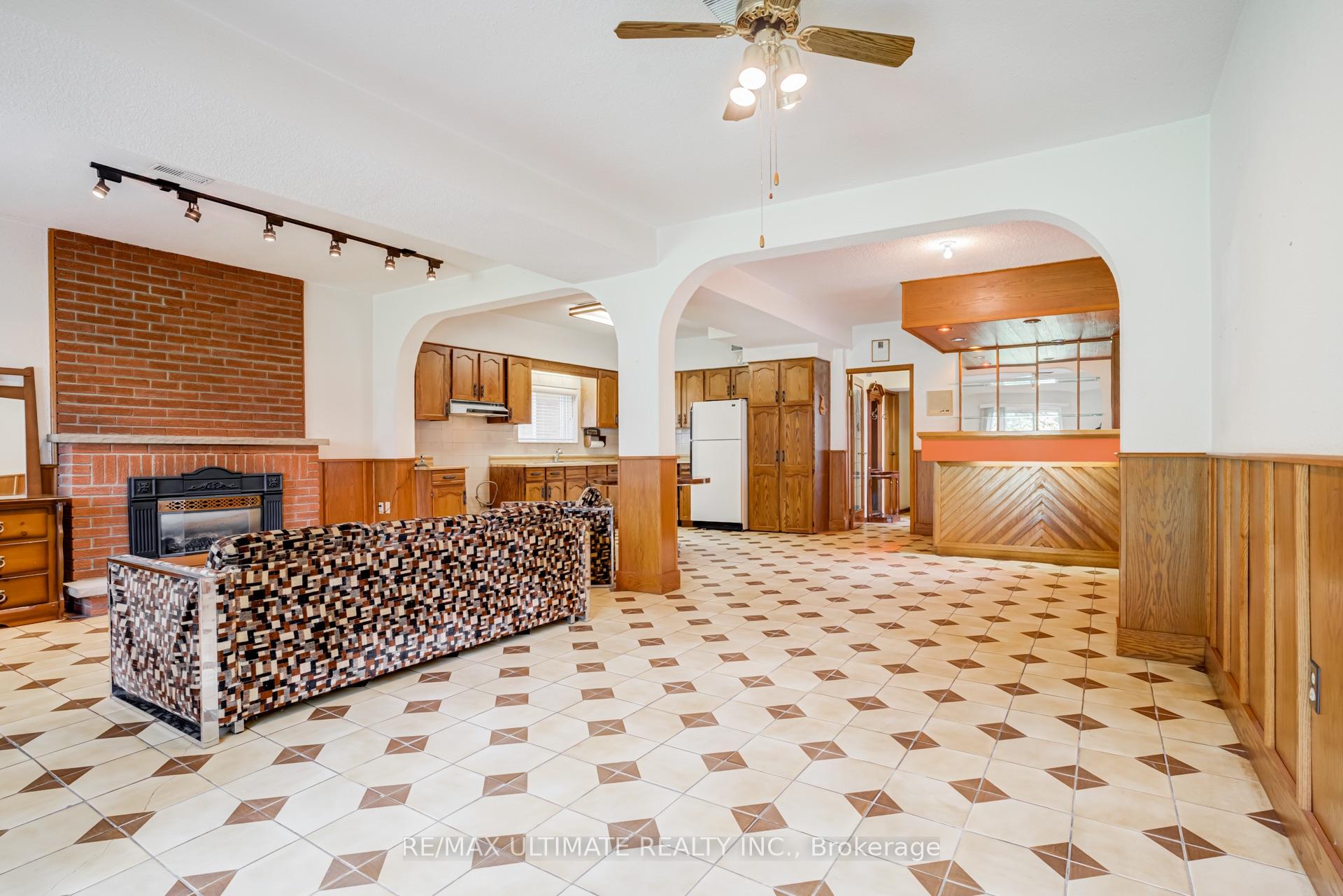Photo 37 of 50 Chillery Avenue, Scarborough, Eglinton East — HOMEH
