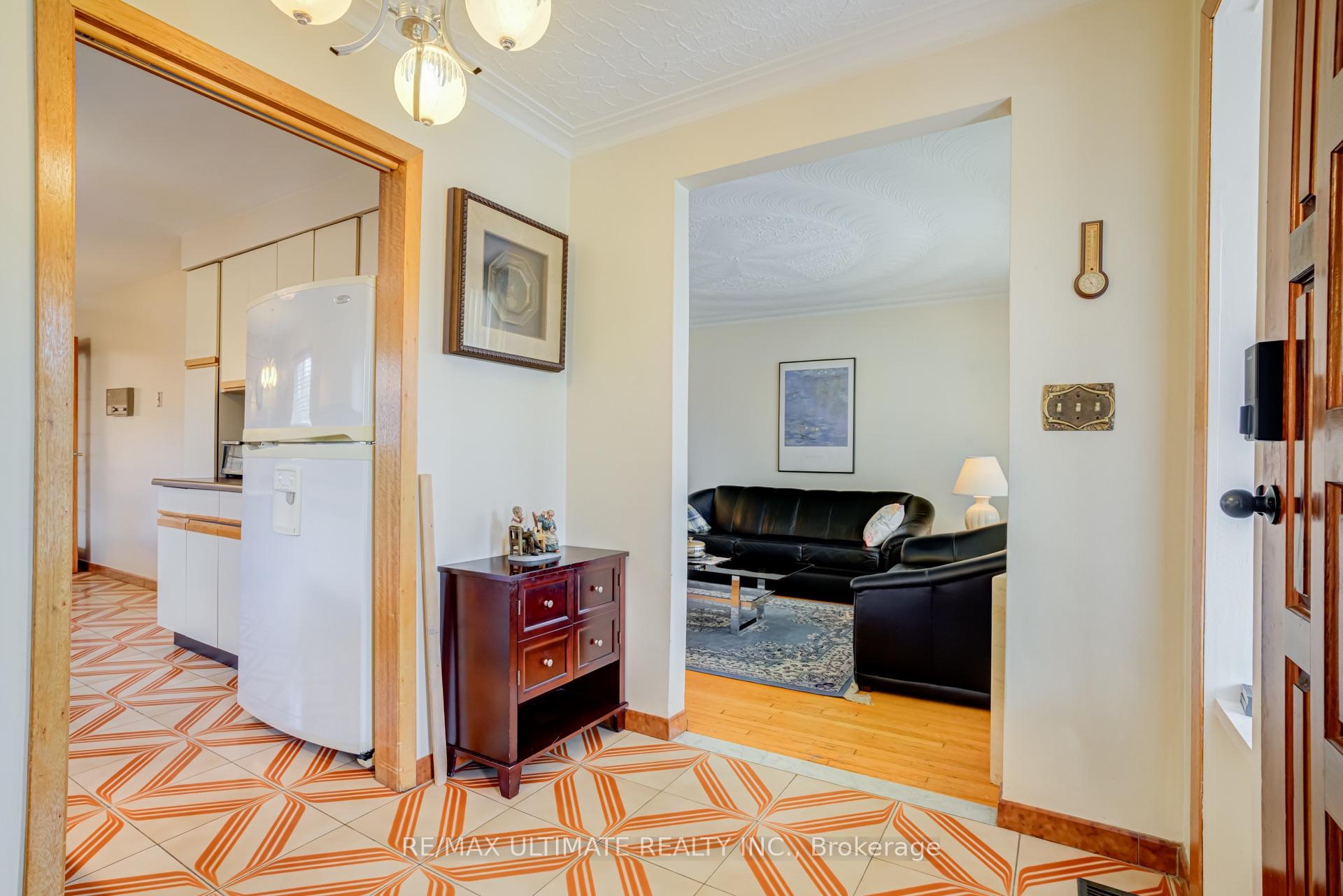 Photo 47 of 50 Chillery Avenue, Scarborough, Eglinton East — HOMEH