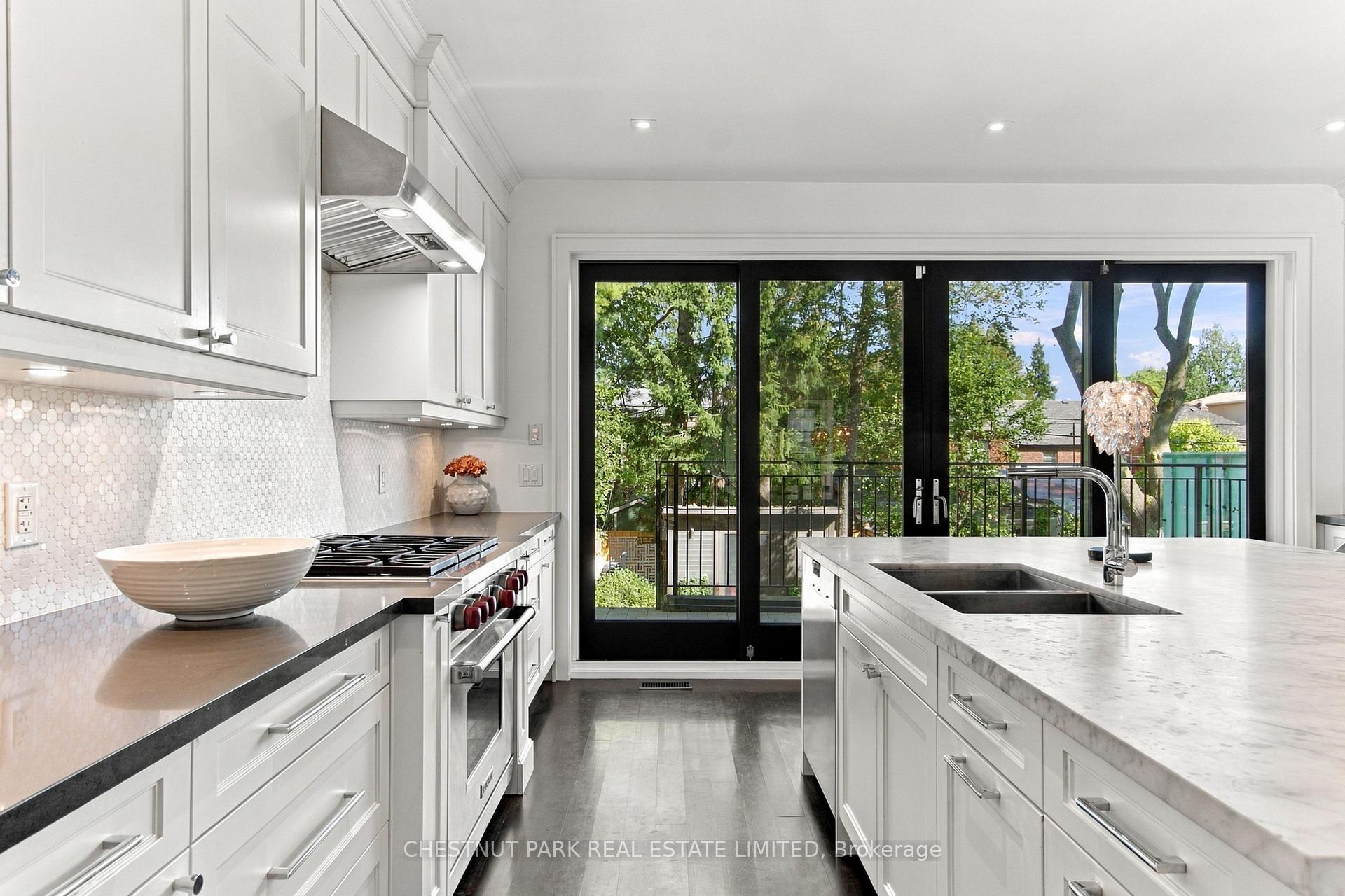 Photo 15 of 118 Albertus Avenue, Toronto, Lawrence Park South — HOMEH