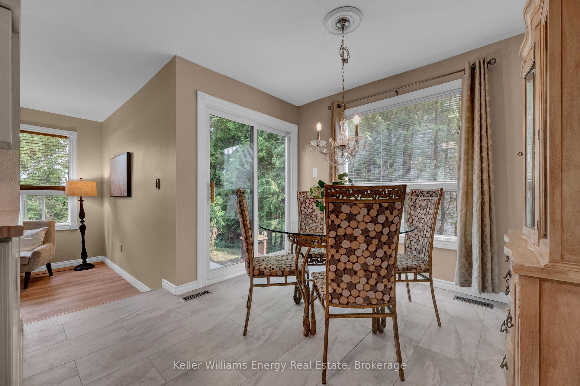 Photo 20 of 276 Andrew Street, Clarington, Newcastle — HOMEH