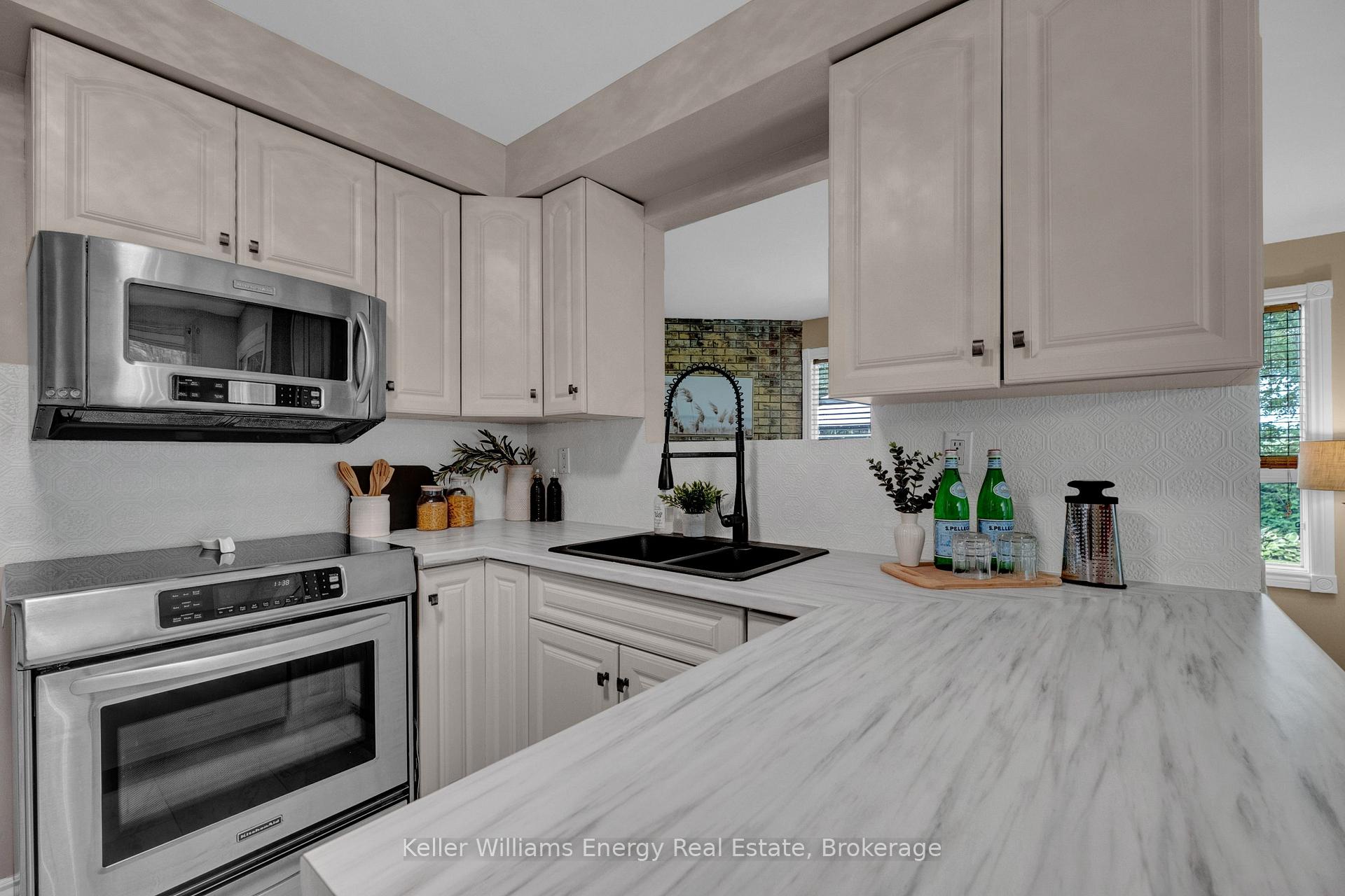 Photo 24 of 276 Andrew Street, Clarington, Newcastle — HOMEH
