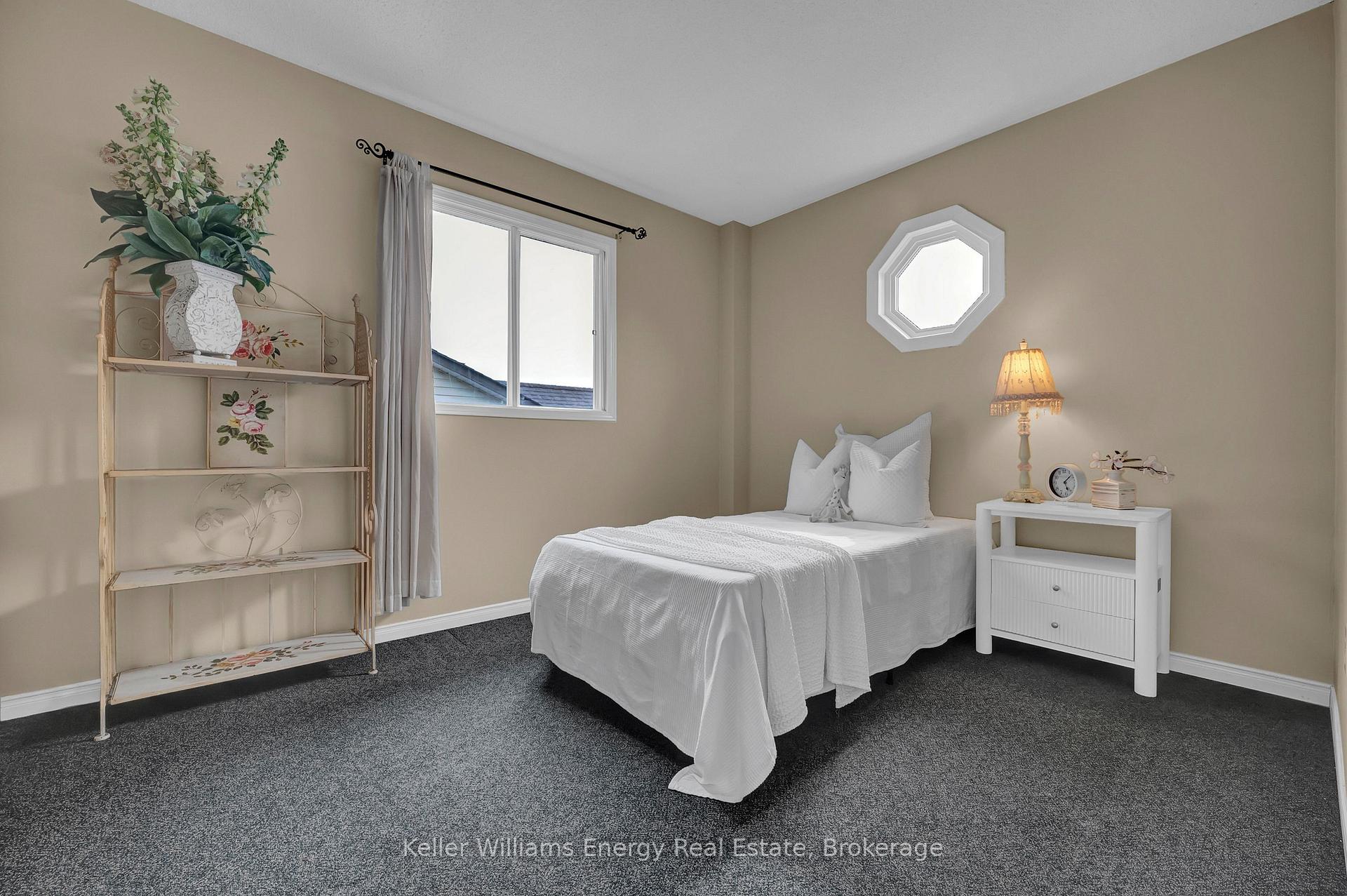Photo 35 of 276 Andrew Street, Clarington, Newcastle — HOMEH