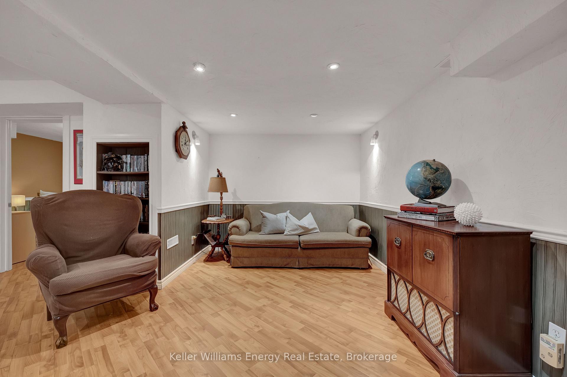 Photo 38 of 276 Andrew Street, Clarington, Newcastle — HOMEH