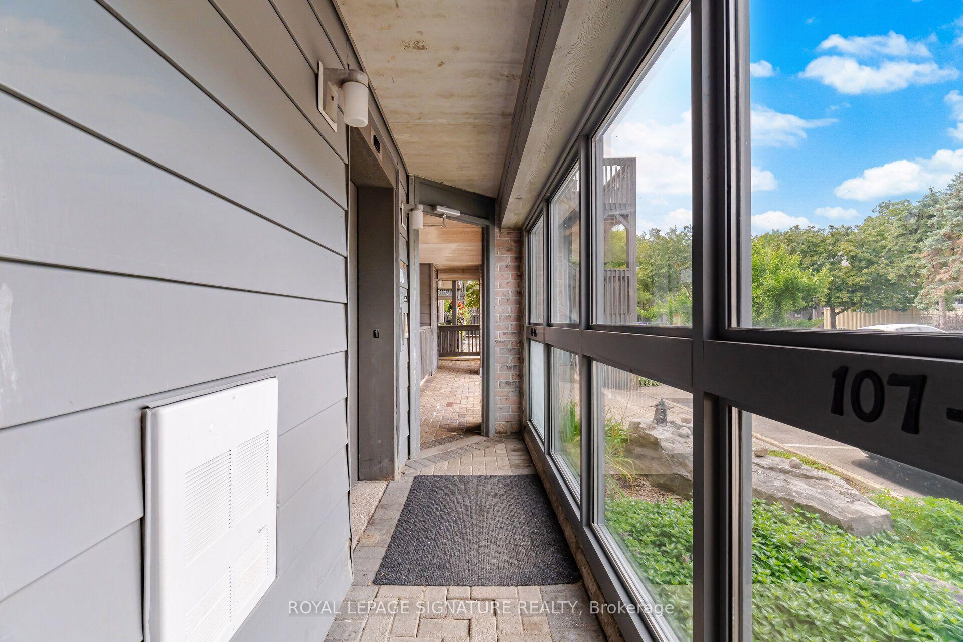 Photo 3 of Unit 207, 2020 Cleaver Avenue, Burlington, Headon — HOMEH