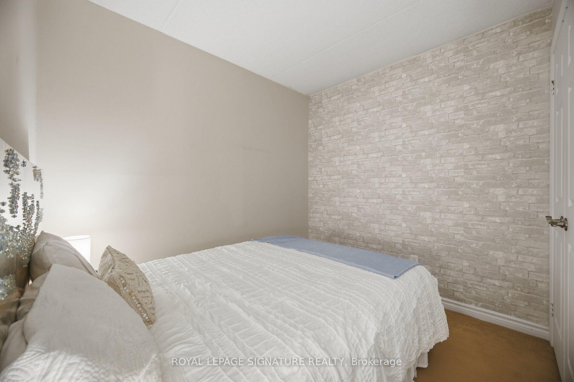 Photo 23 of Unit 207, 2020 Cleaver Avenue, Burlington, Headon — HOMEH