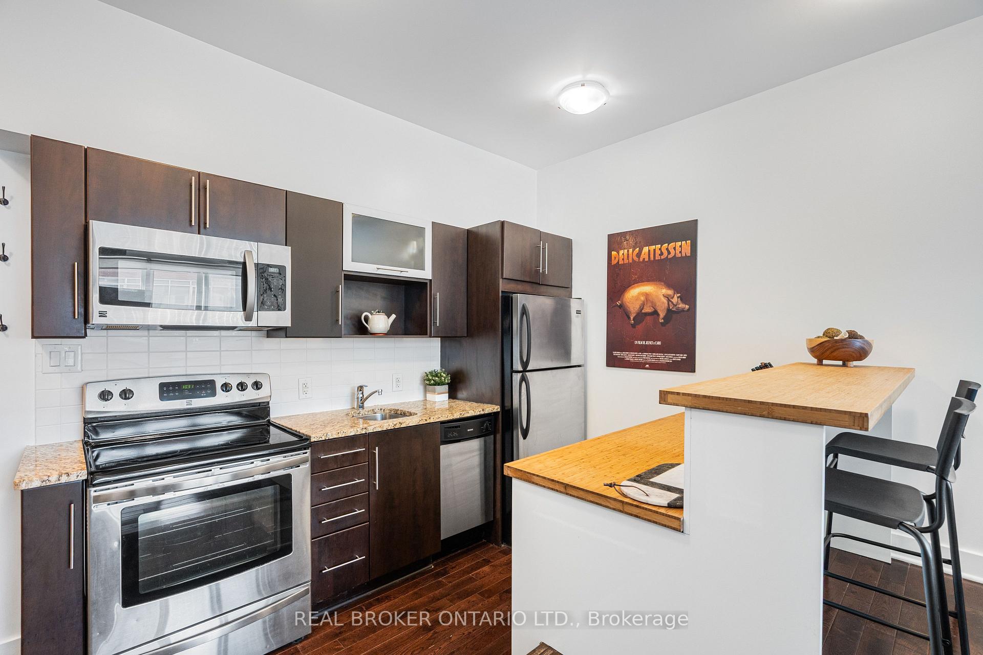 Photo 5 of Unit 102, 360 Cumberland Street, Ottawa, Lower Town/Byward Market — HOMEH
