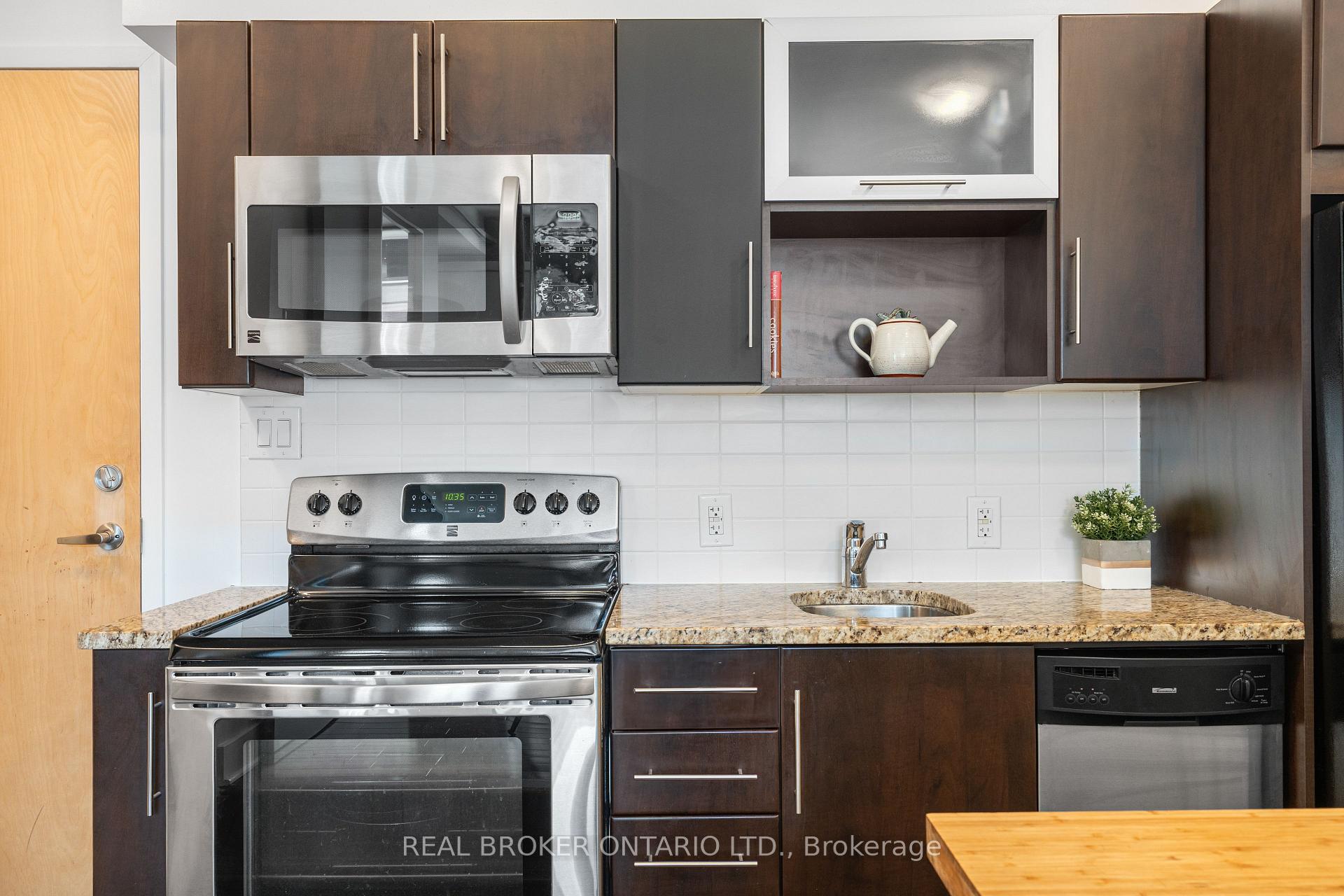 Photo 6 of Unit 102, 360 Cumberland Street, Ottawa, Lower Town/Byward Market — HOMEH