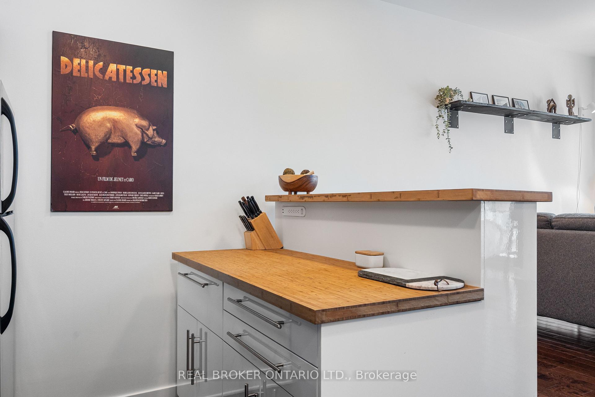Photo 7 of Unit 102, 360 Cumberland Street, Ottawa, Lower Town/Byward Market — HOMEH