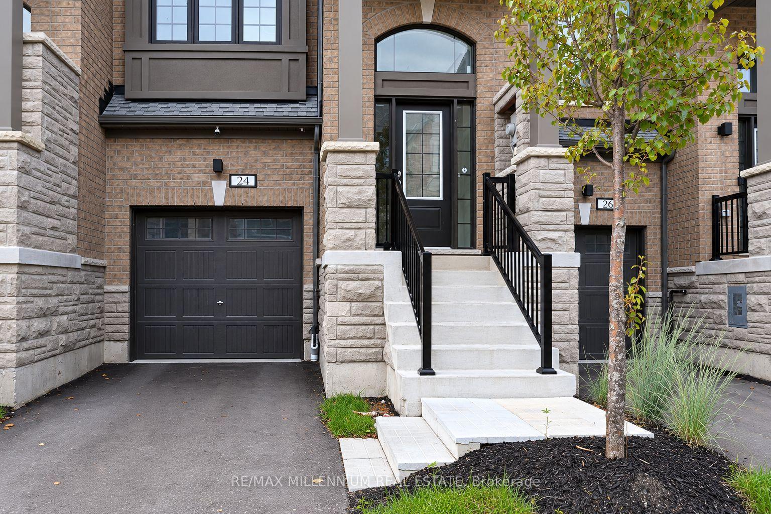 Photo 34 of 24 Calloway Way, Whitby, Downtown Whitby — HOMEH