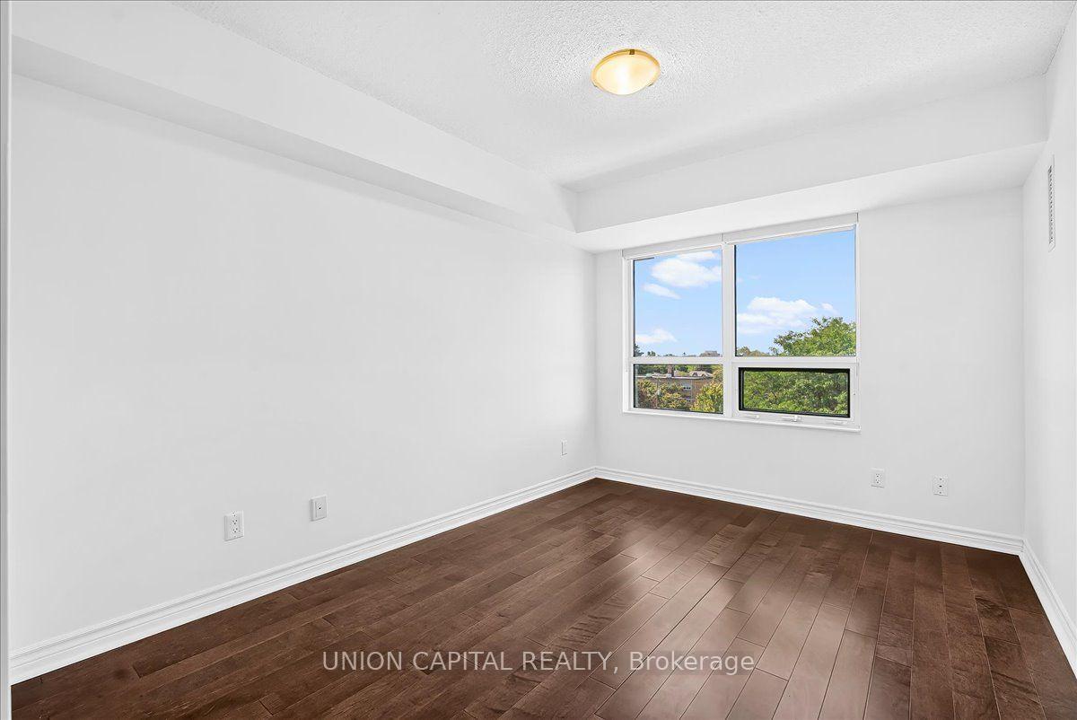 Photo 12 of Unit 602, 35 Saranac Boulevard, Toronto, Englemount-Lawrence — HOMEH