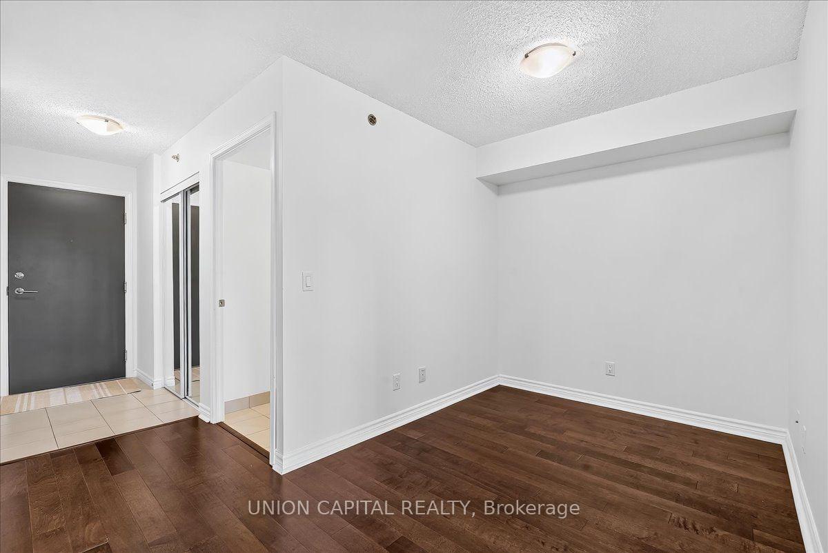 Photo 16 of Unit 602, 35 Saranac Boulevard, Toronto, Englemount-Lawrence — HOMEH