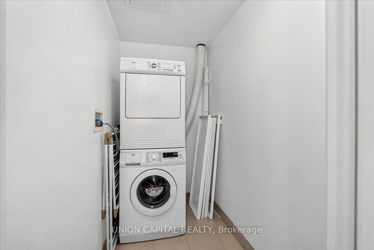 Photo 20 of Unit 602, 35 Saranac Boulevard, Toronto, Englemount-Lawrence — HOMEH