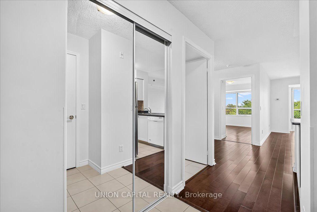 Photo 21 of Unit 602, 35 Saranac Boulevard, Toronto, Englemount-Lawrence — HOMEH