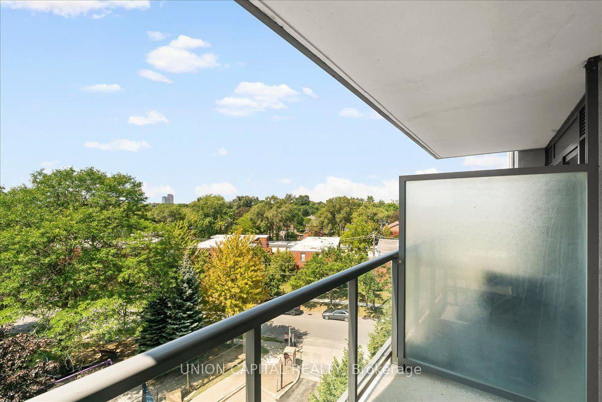 Photo 24 of Unit 602, 35 Saranac Boulevard, Toronto, Englemount-Lawrence — HOMEH