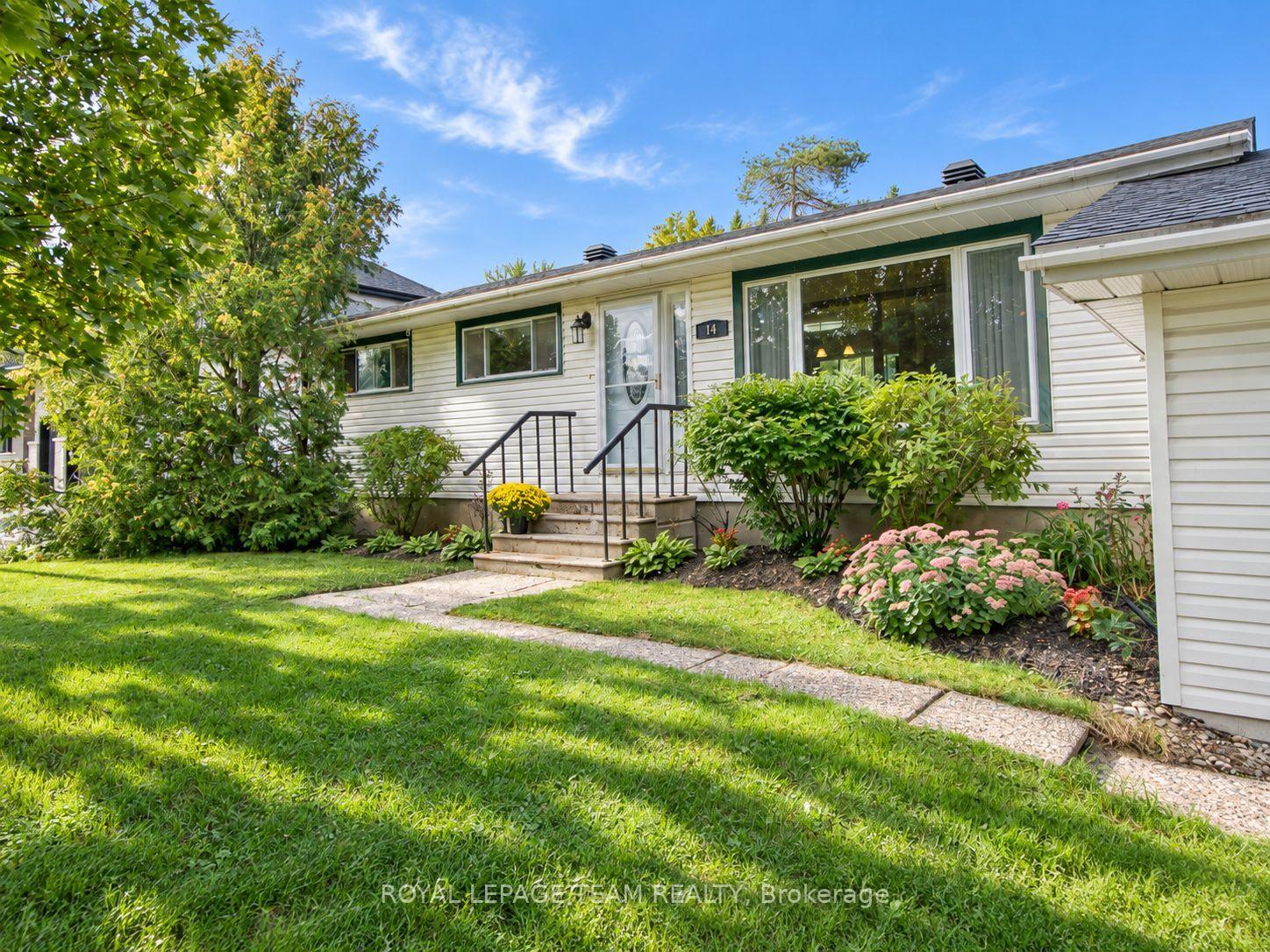 Photo 2 of 14 Maitland Street, Ottawa, Richmond — HOMEH