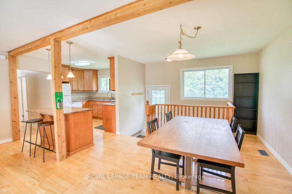 Photo 7 of 14 Maitland Street, Ottawa, Richmond — HOMEH