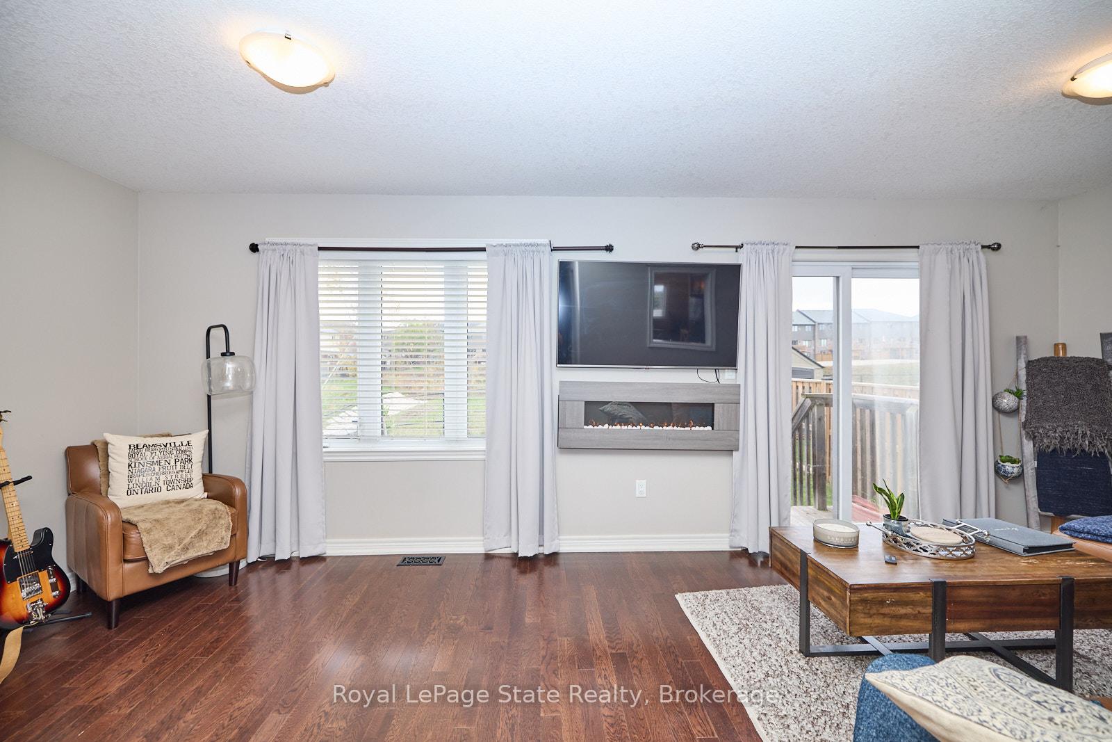 Photo 8 of 5052 Cassandra Drive, Lincoln, Beamsville — HOMEH