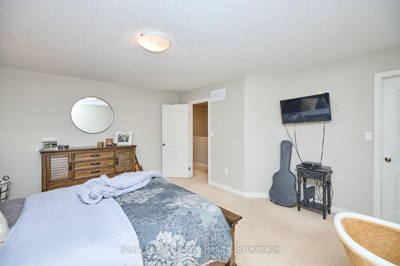 Photo 18 of 5052 Cassandra Drive, Lincoln, Beamsville — HOMEH